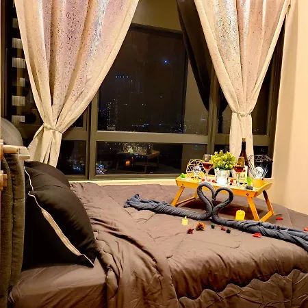 Petalz Luxury Suite 10Pax Mid Valley Old Klang Road Oug Klang Lama Kl Kuala Lumpur Bagian luar foto