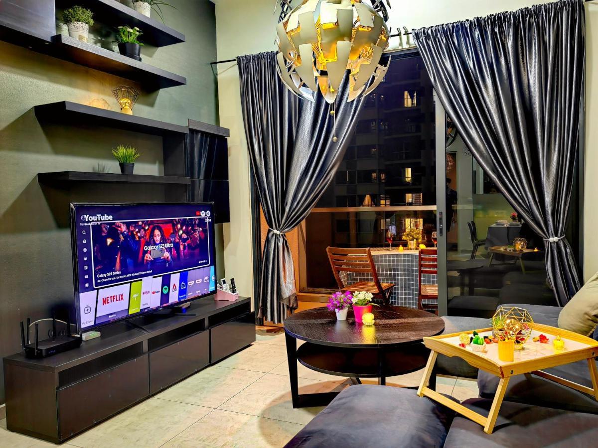Apartment Petalz Luxury 10pax Mid Valley Old Klang Road Oug Klang Kl