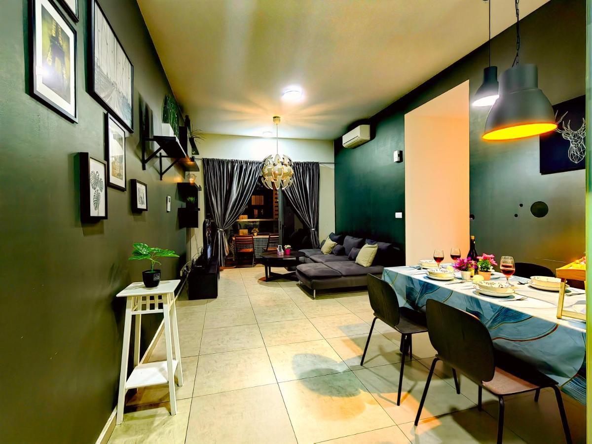 Petalz Luxury 10pax Mid Valley Old Klang Road Oug Klang Kl *