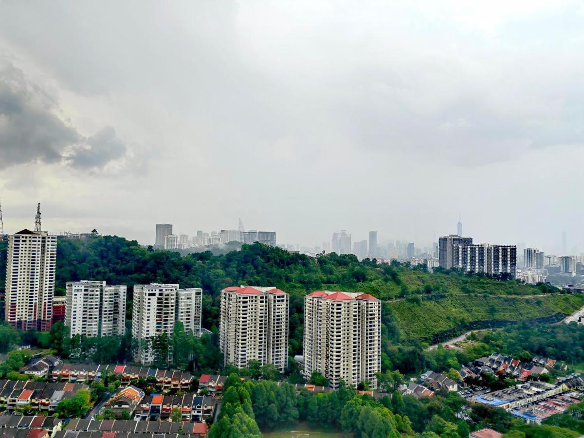 Apartment Petalz Luxury 10pax Mid Valley Old Klang Road Oug Klang Kl