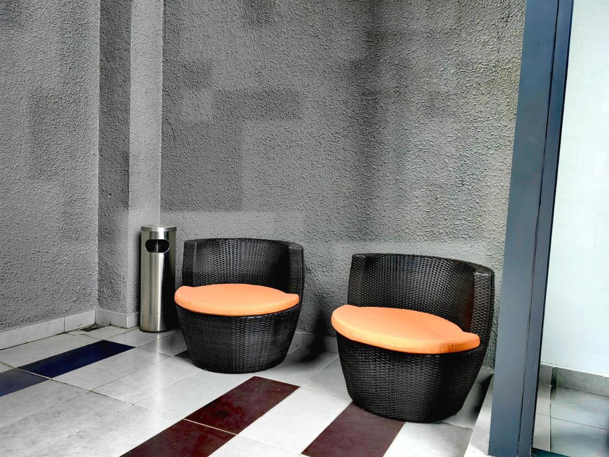 Petalz Luxury 10pax Mid Valley Old Klang Road Oug Klang Kl Apartment Kuala Lumpur